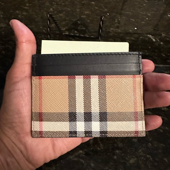 Burberry Card Holder with Dustbag Brand New - Picture 4 of 10